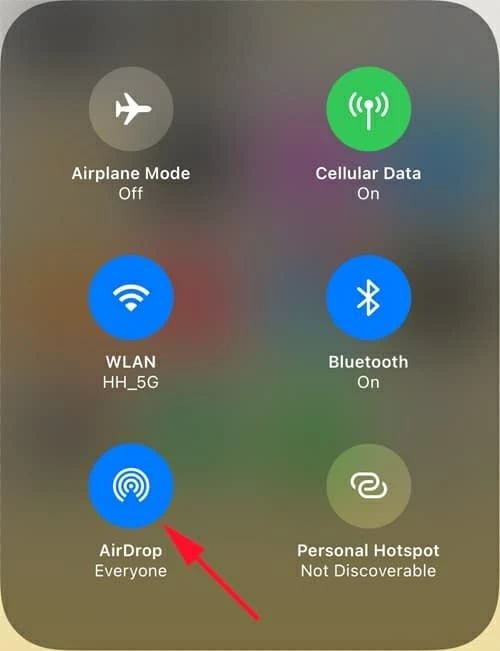 1747130000 airdrop iphone.webp.webp.webp