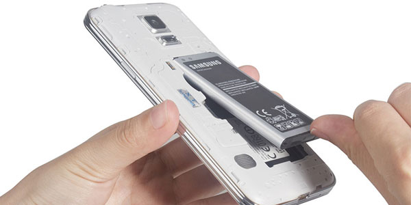 Reemplace la batería del teléfono Android
